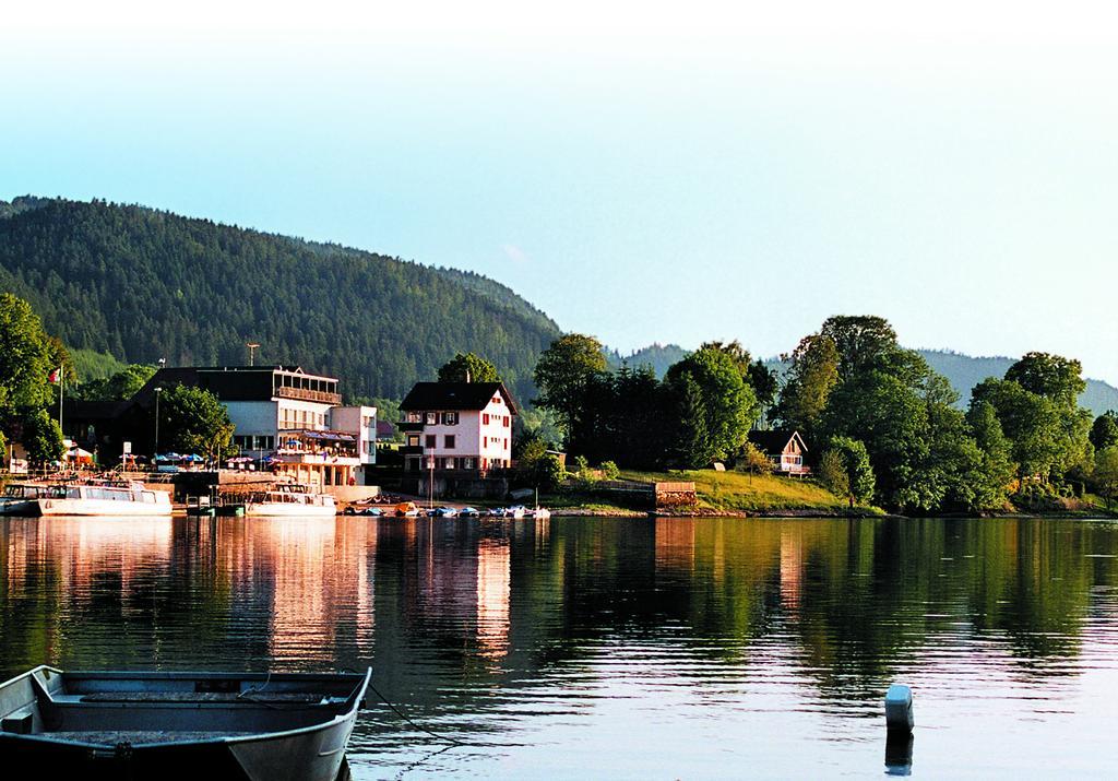 Hotel Les Rives Du Doubs Les Brenets Exterior photo